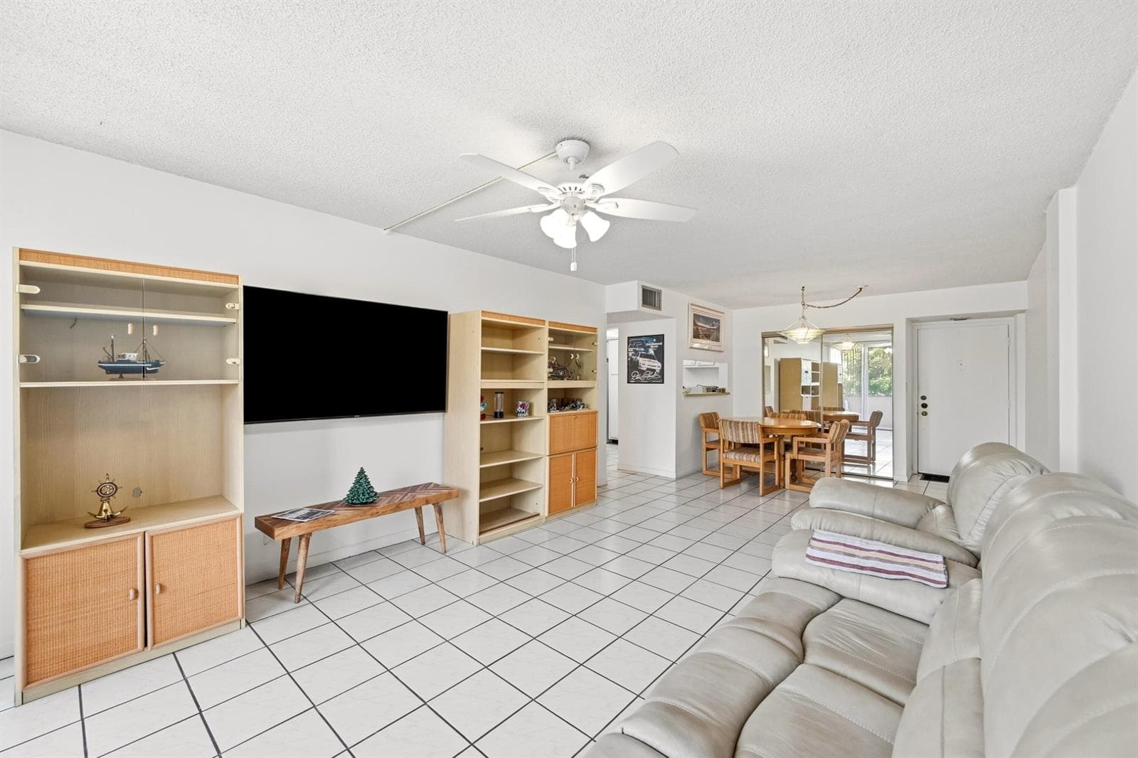740 S Federal Highway #208 3