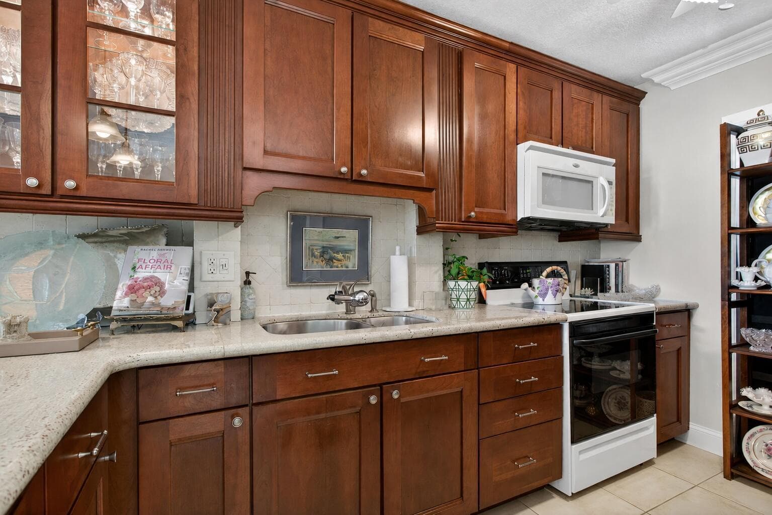800 Pine Drive 13 photo 7