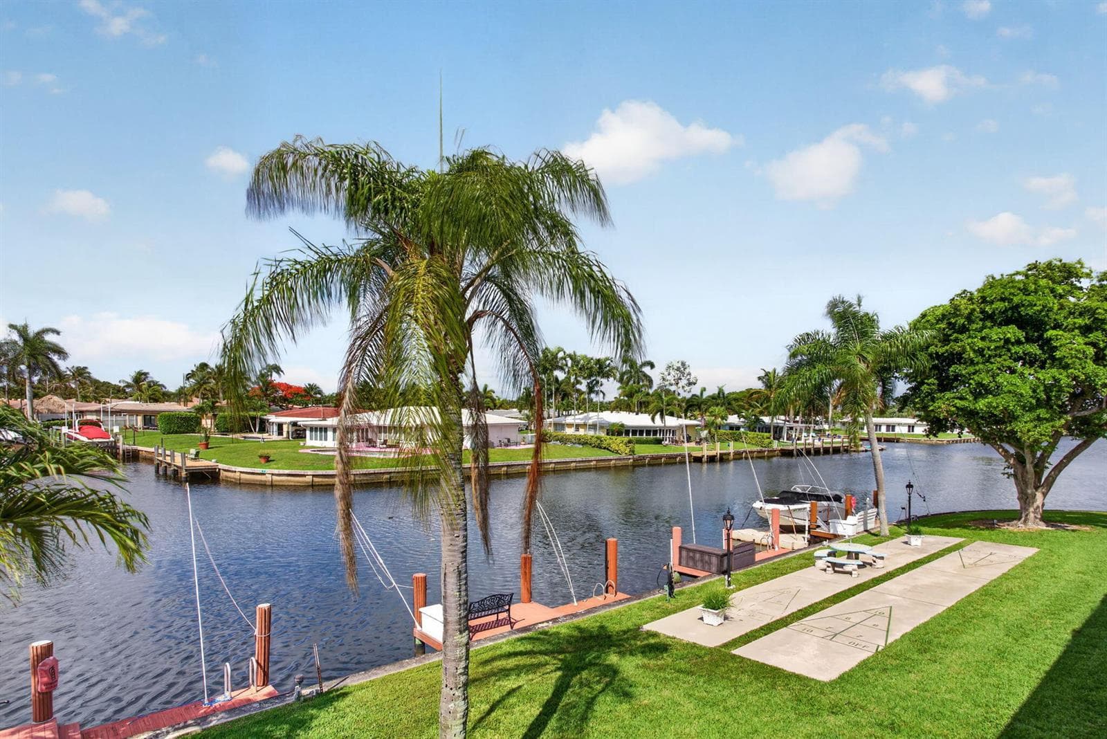 800 Pine Drive #13 3