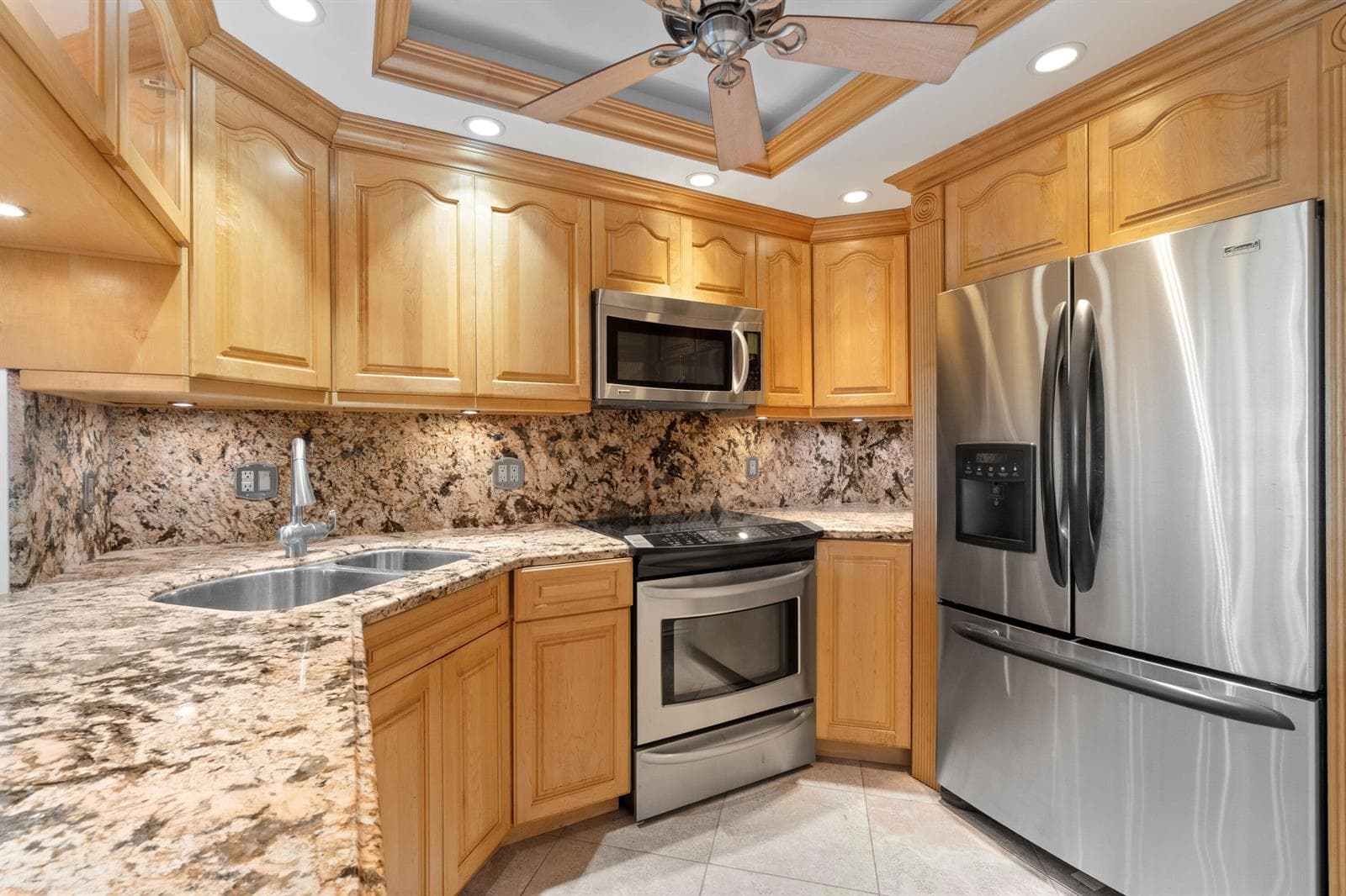 2731 NE 14th St Causeway #115 5