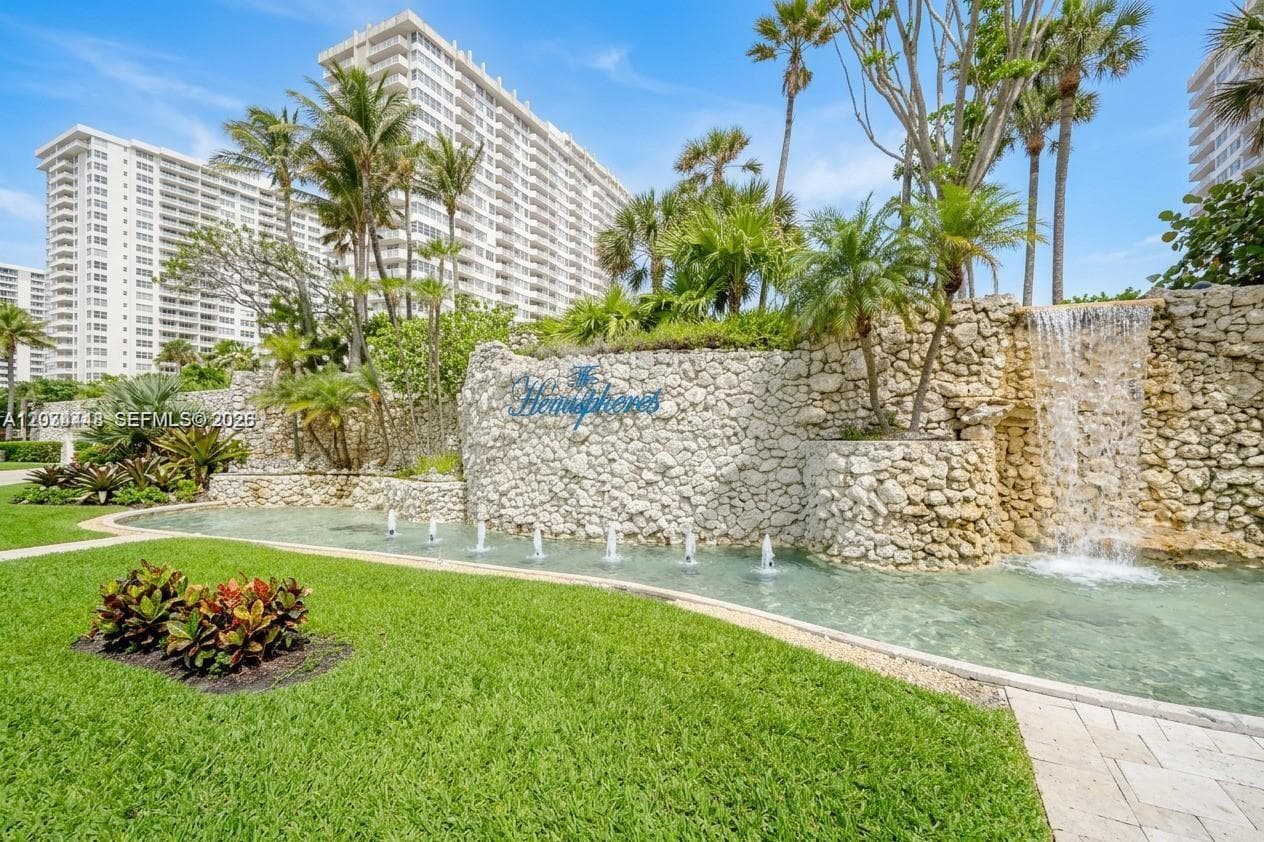 1985 S Ocean Dr 2B photo 1