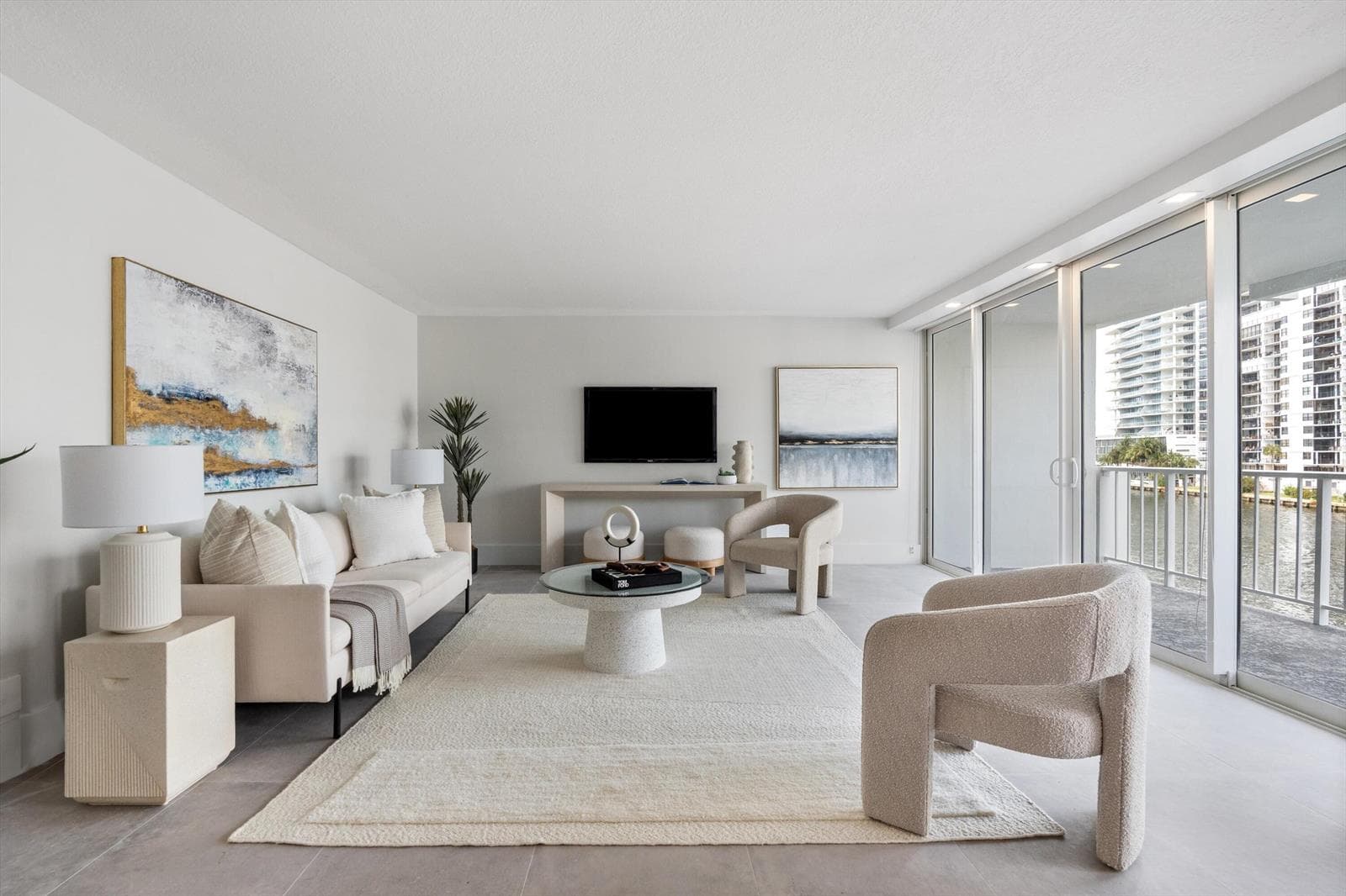 2800 E Sunrise Boulevard #4c 2
