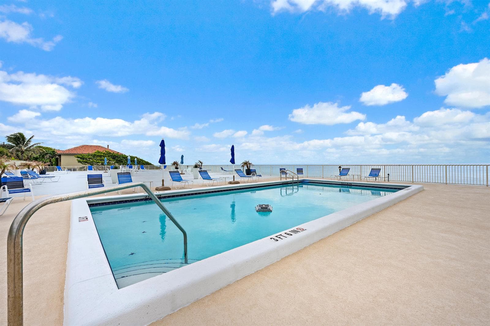 900 Ocean Drive 202 photo 5