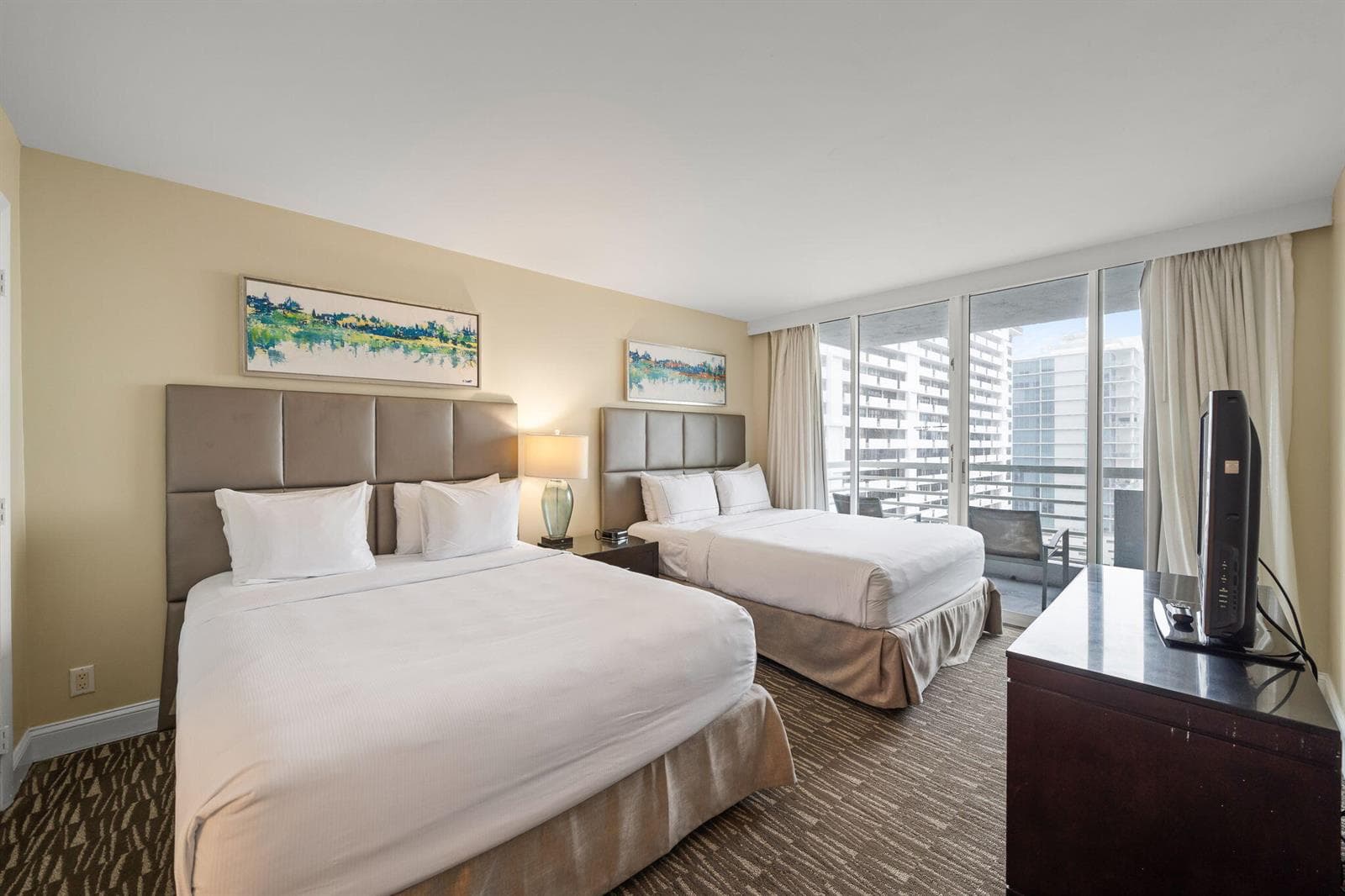 2670 E Sunrise Boulevard #1109 3