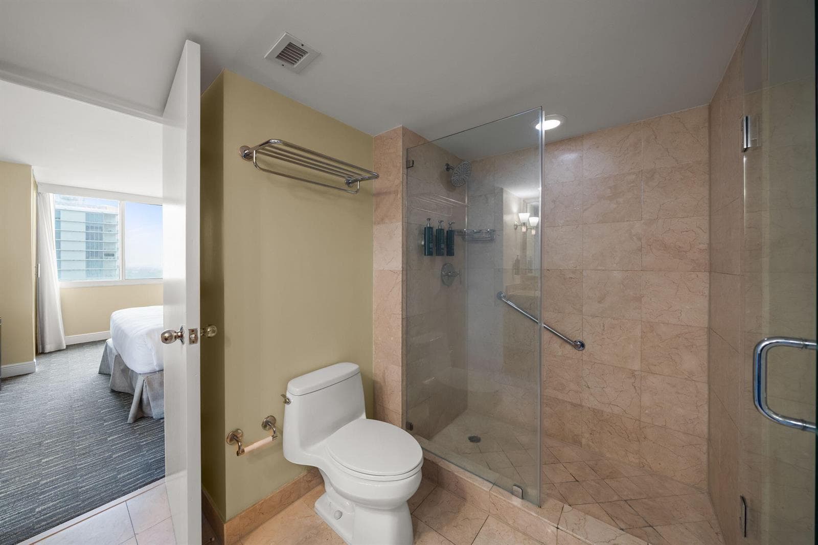 2670 E Sunrise Boulevard #1201 4