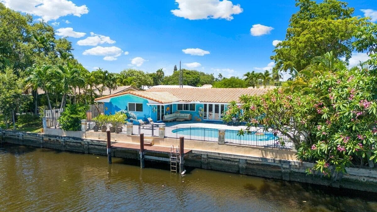 1448 NE 57th Street 4