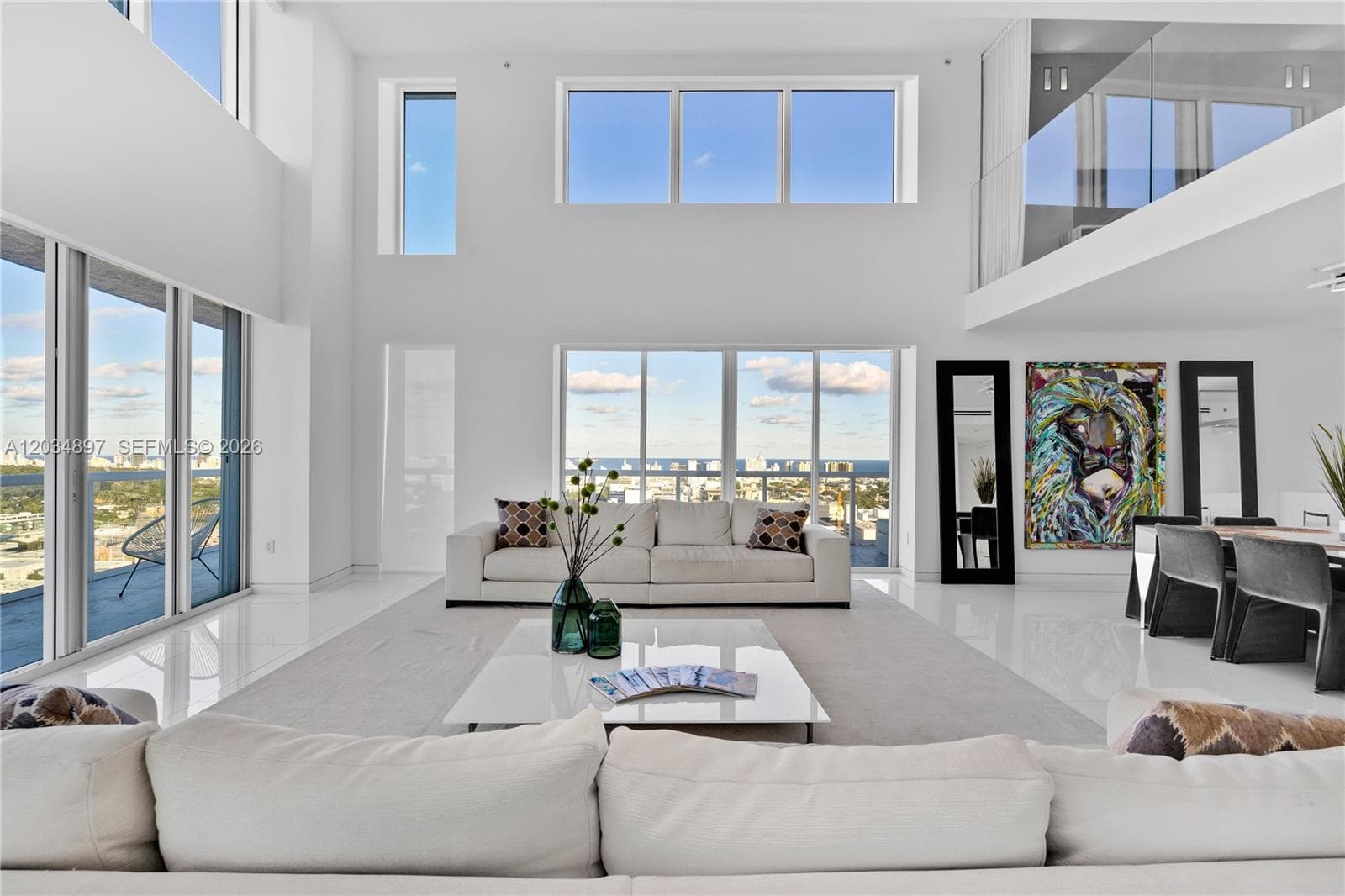 10 Venetian Way PH04 photo 7