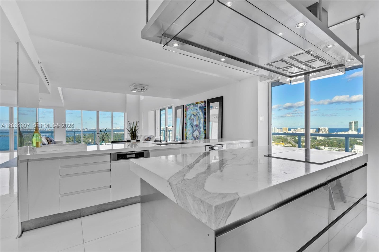 10 Venetian Way PH04 photo 8