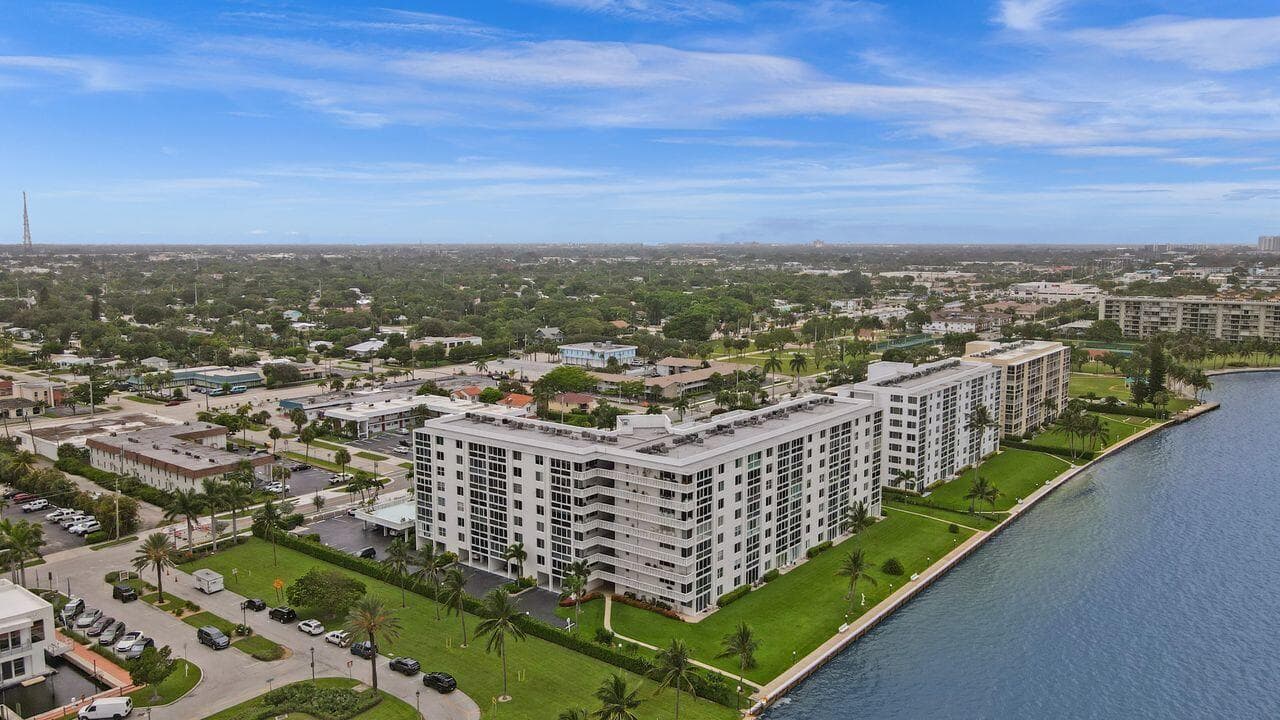 301 Lake Shore Drive #809 2