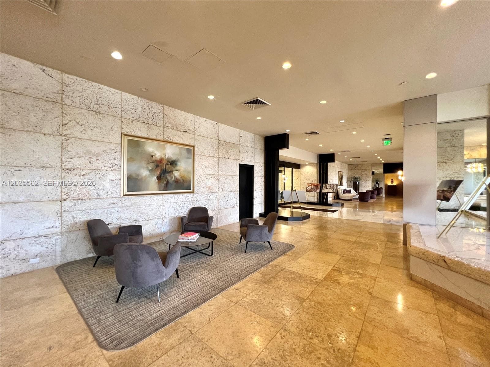 1000 W Island Blvd #3010 5