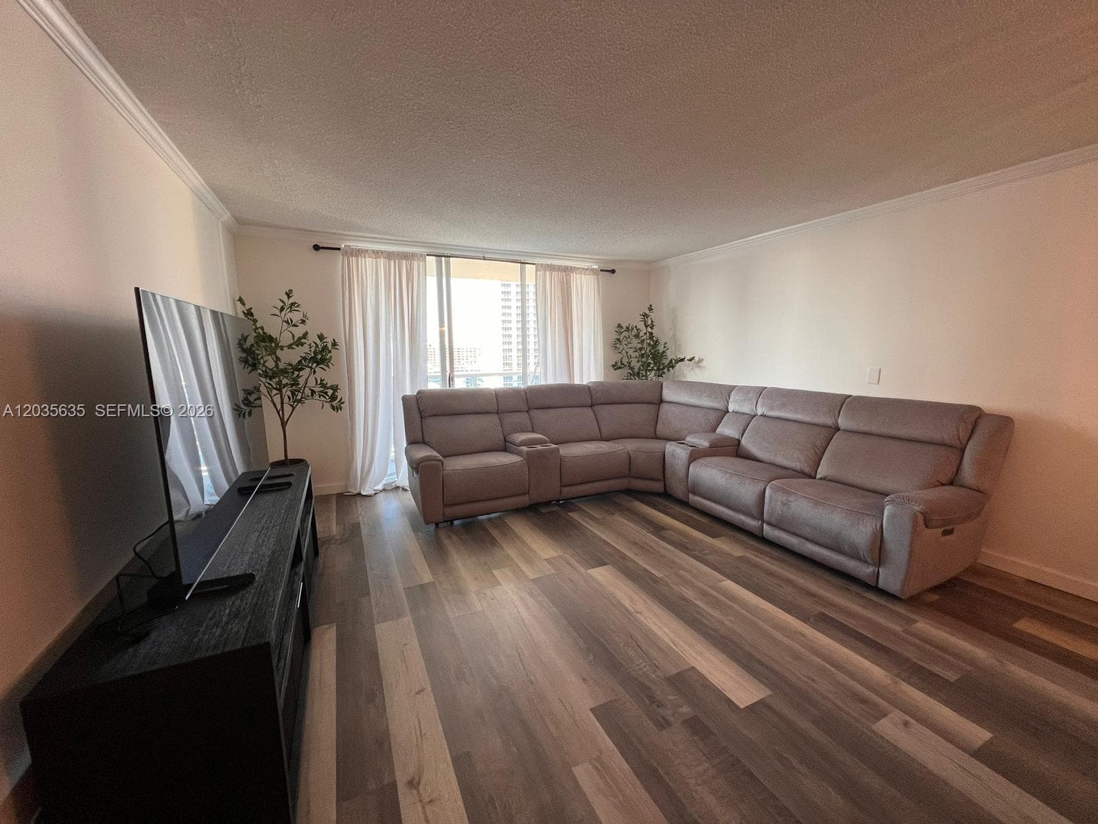 3800 S Ocean Dr 1808 photo 7