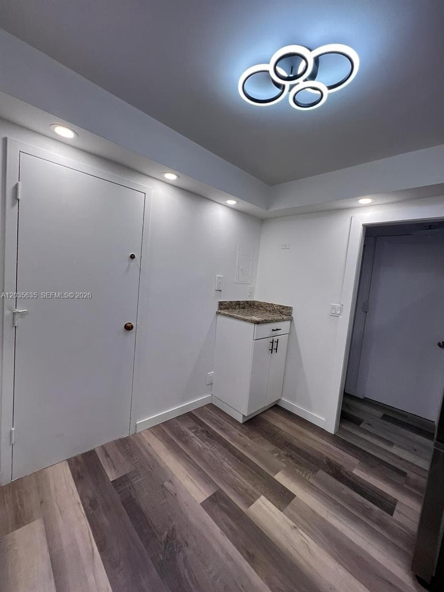 3800 S Ocean Dr 1808 photo 3