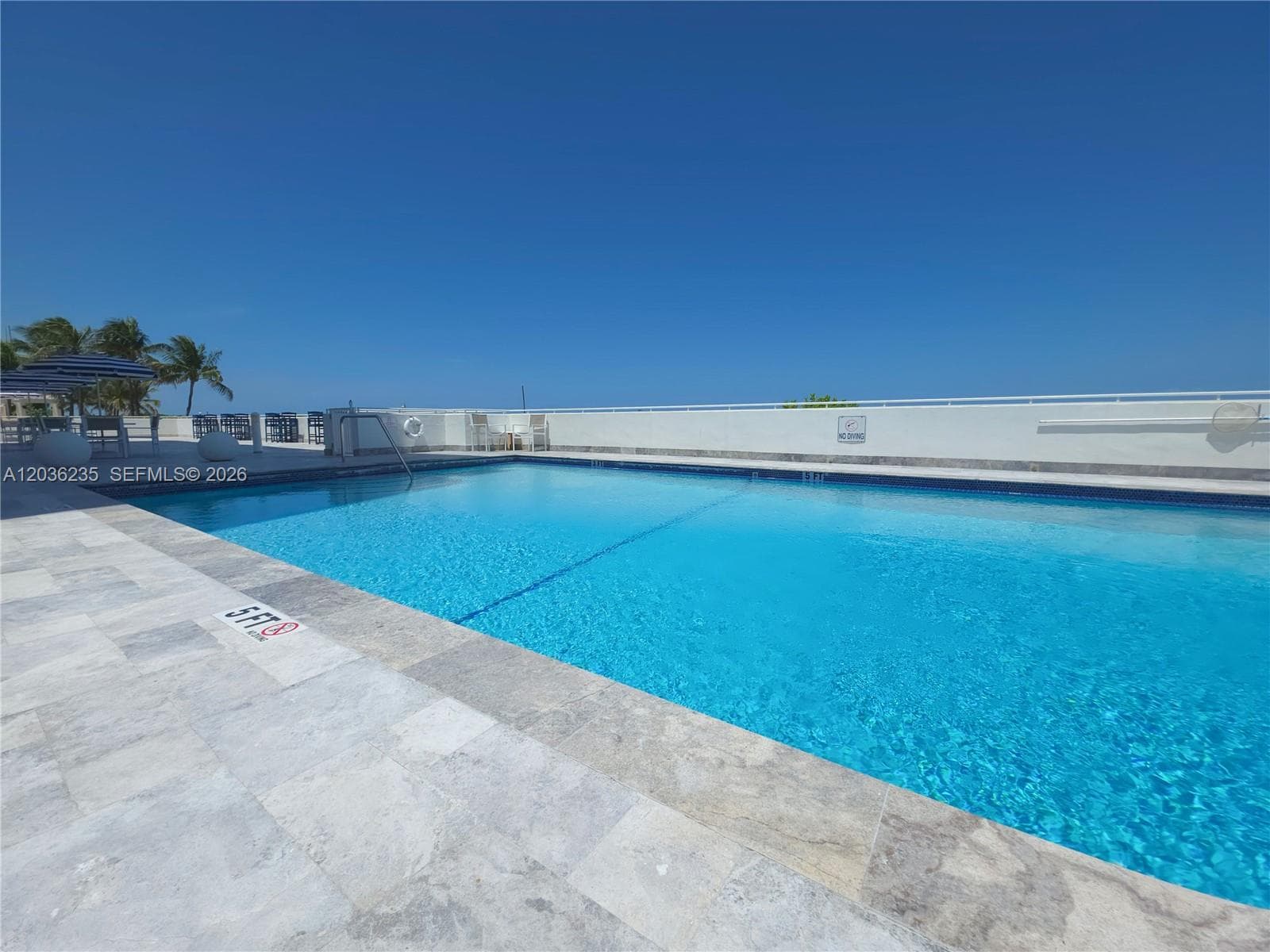 401 Ocean Dr 304 photo 23