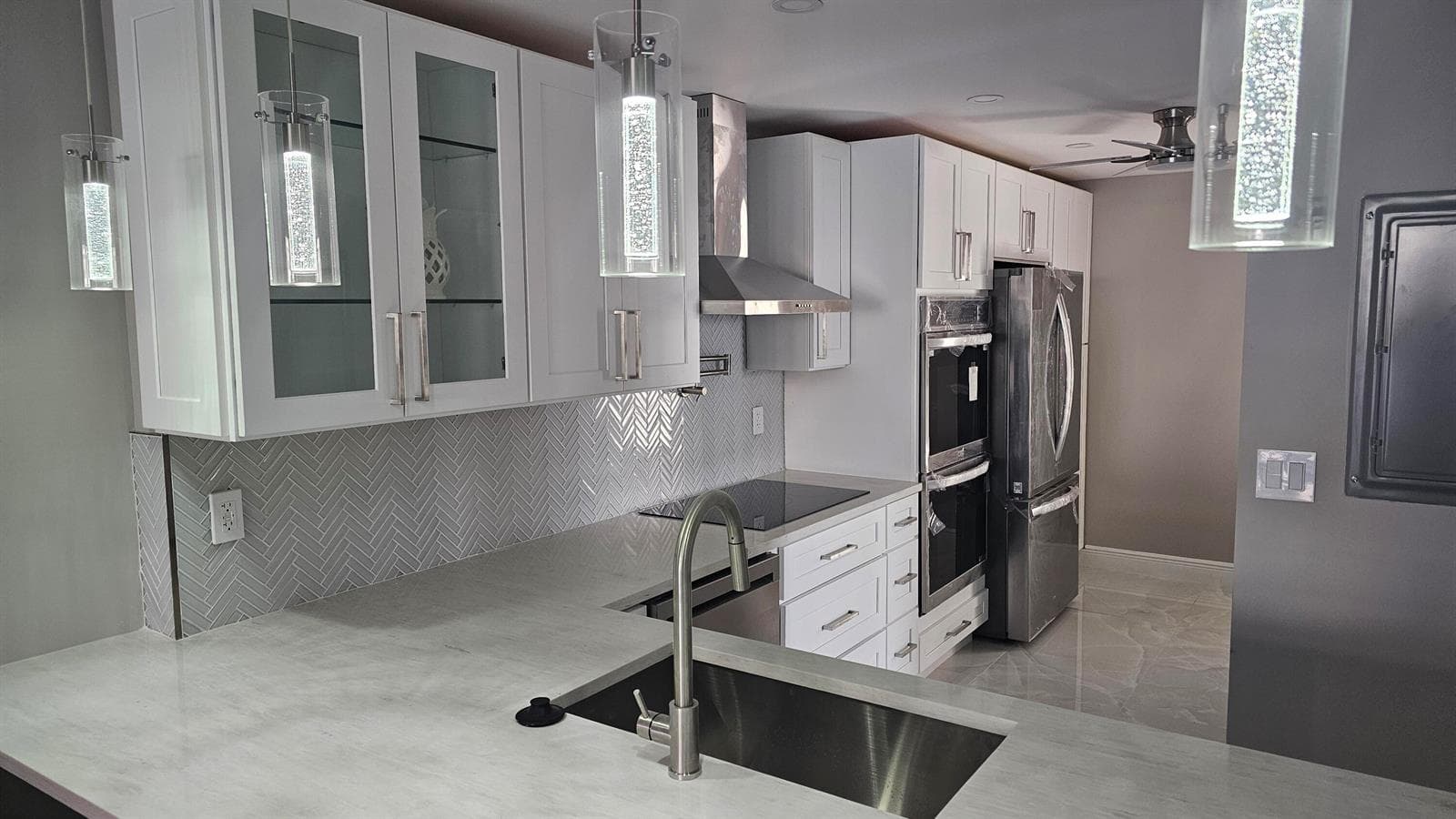 1 Royal Palm Way #101 3