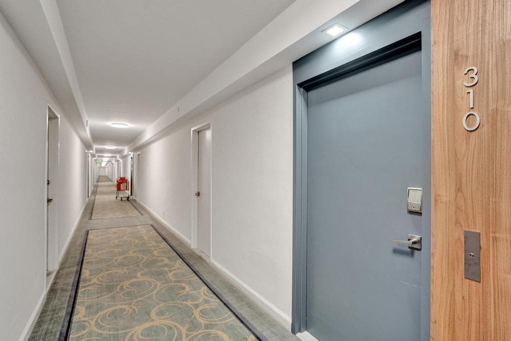 4010 Galt Ocean Drive 310 photo 7