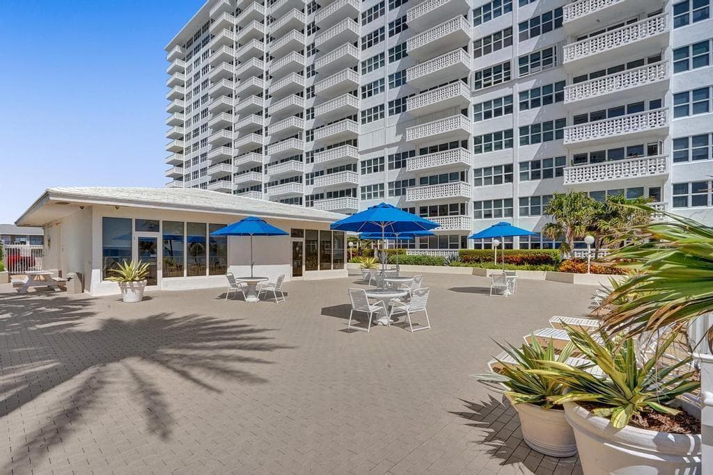 4010 Galt Ocean Drive 310 photo 5