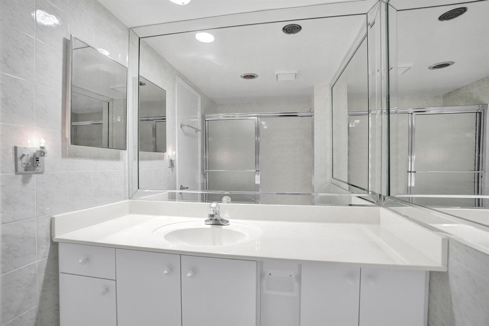 4010 Galt Ocean Drive 310 photo 25