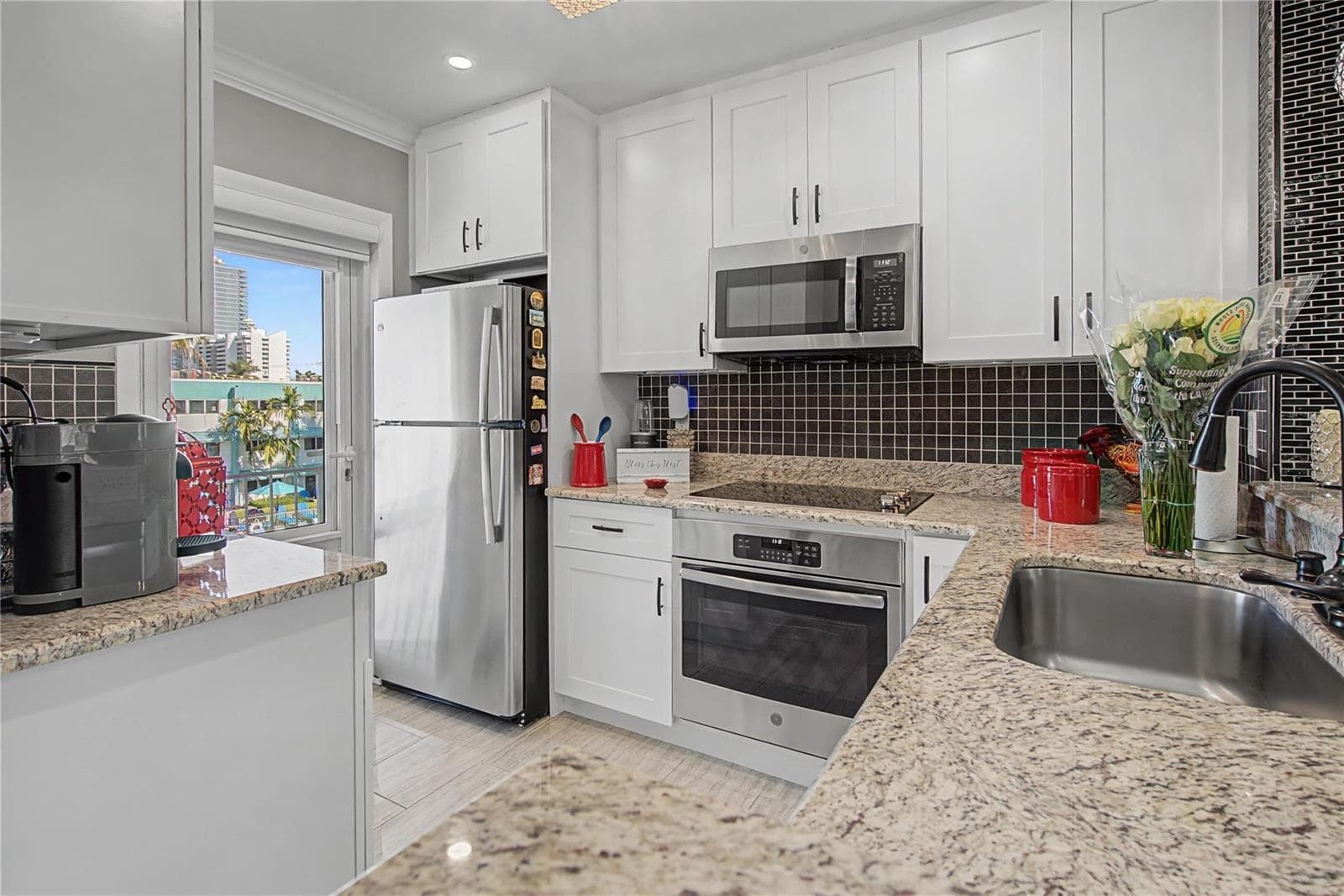 1461 S Ocean Boulevard 328 photo 3
