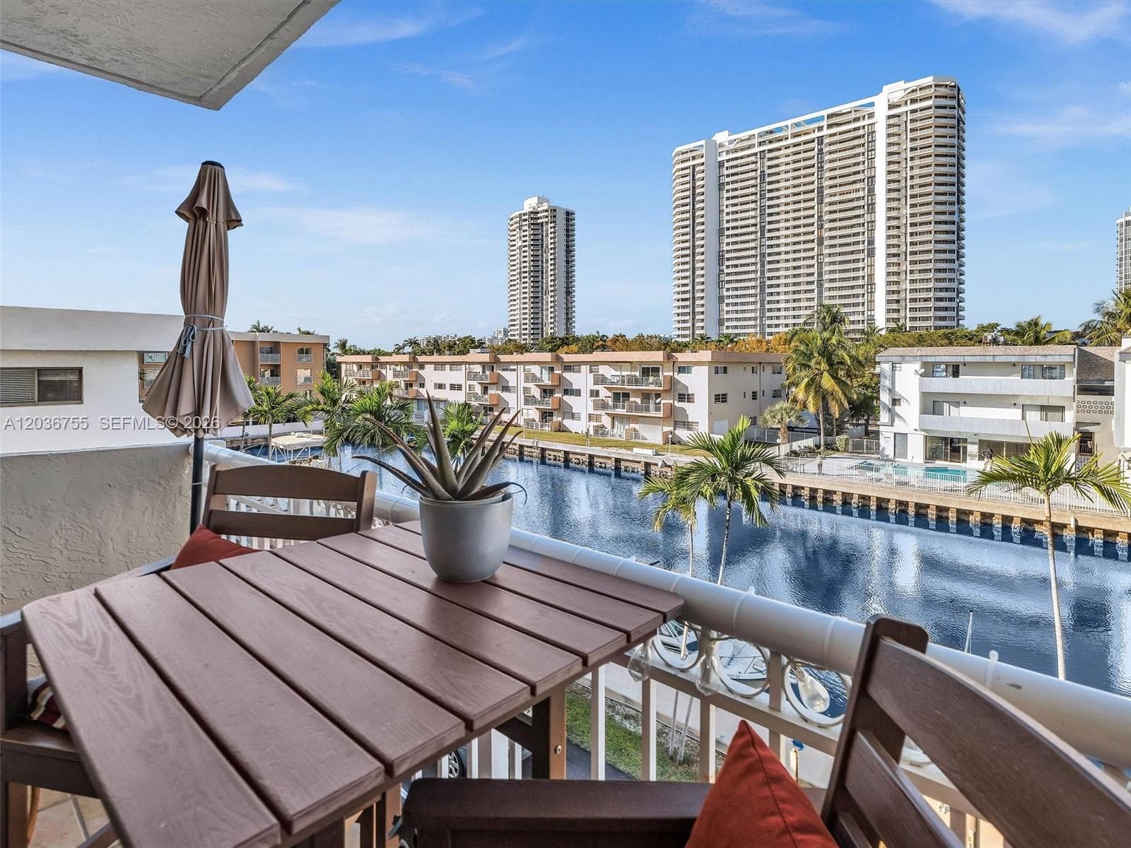3601 NE 170th St #301 - DOCK INCLUDED 4