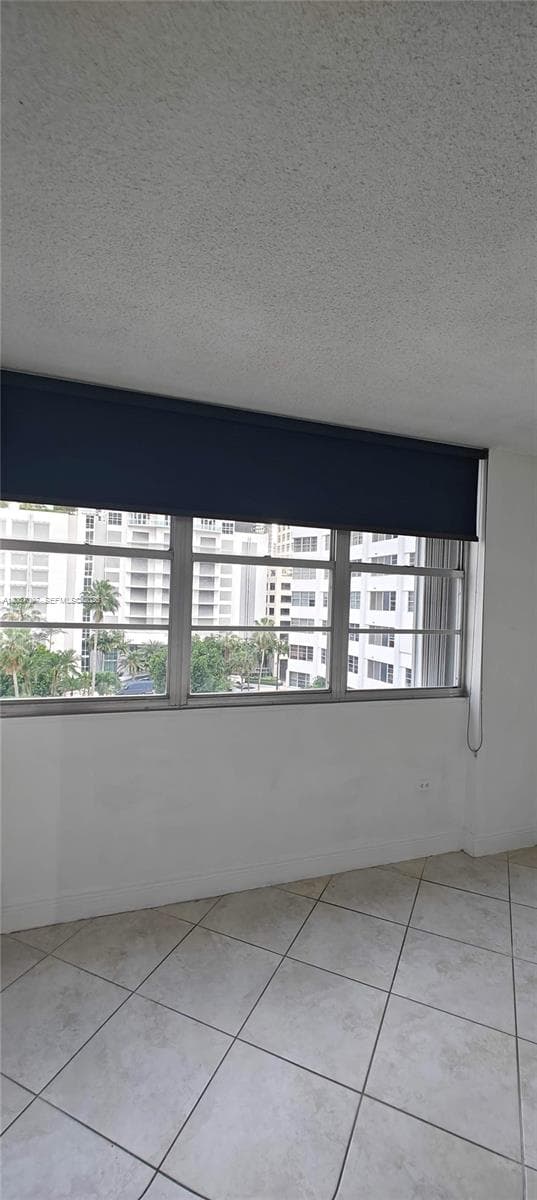 905 Brickell Bay Dr #623 3