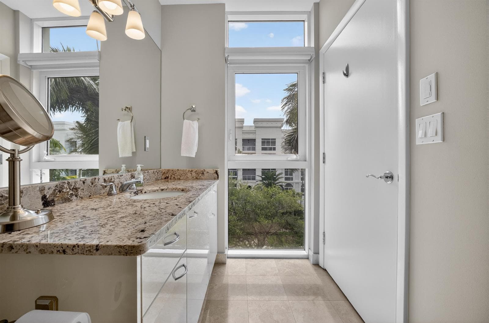 45 Hendricks Isle 403 photo 12