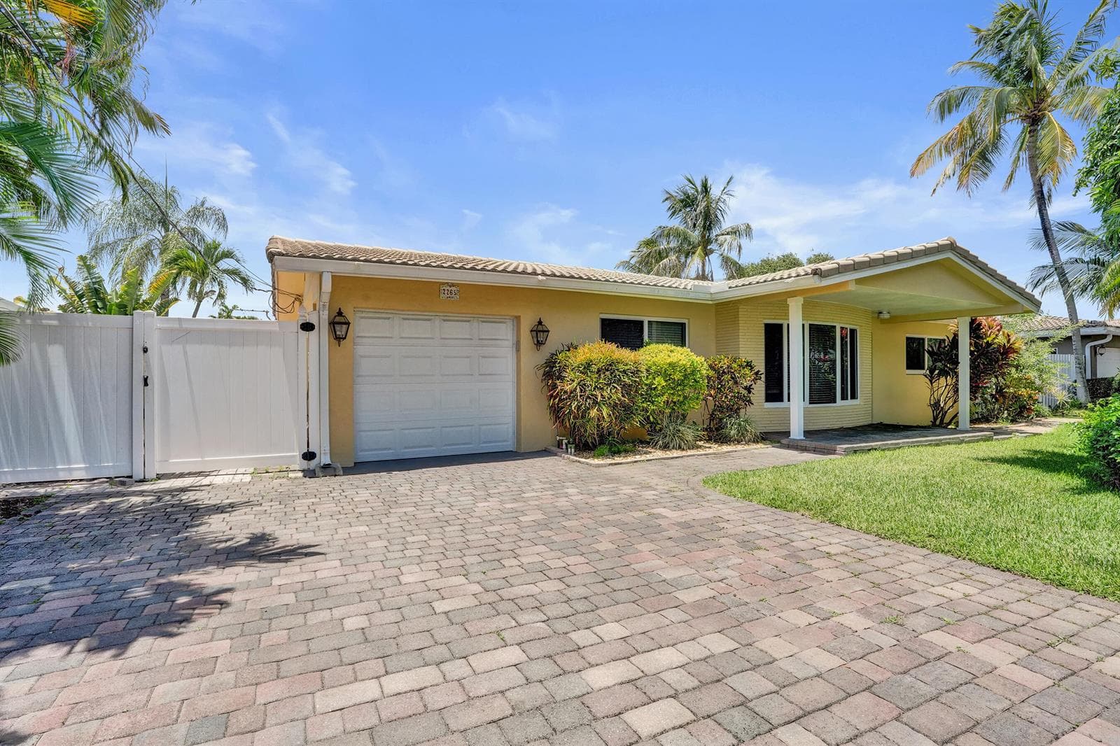 2265 SE 12th 2