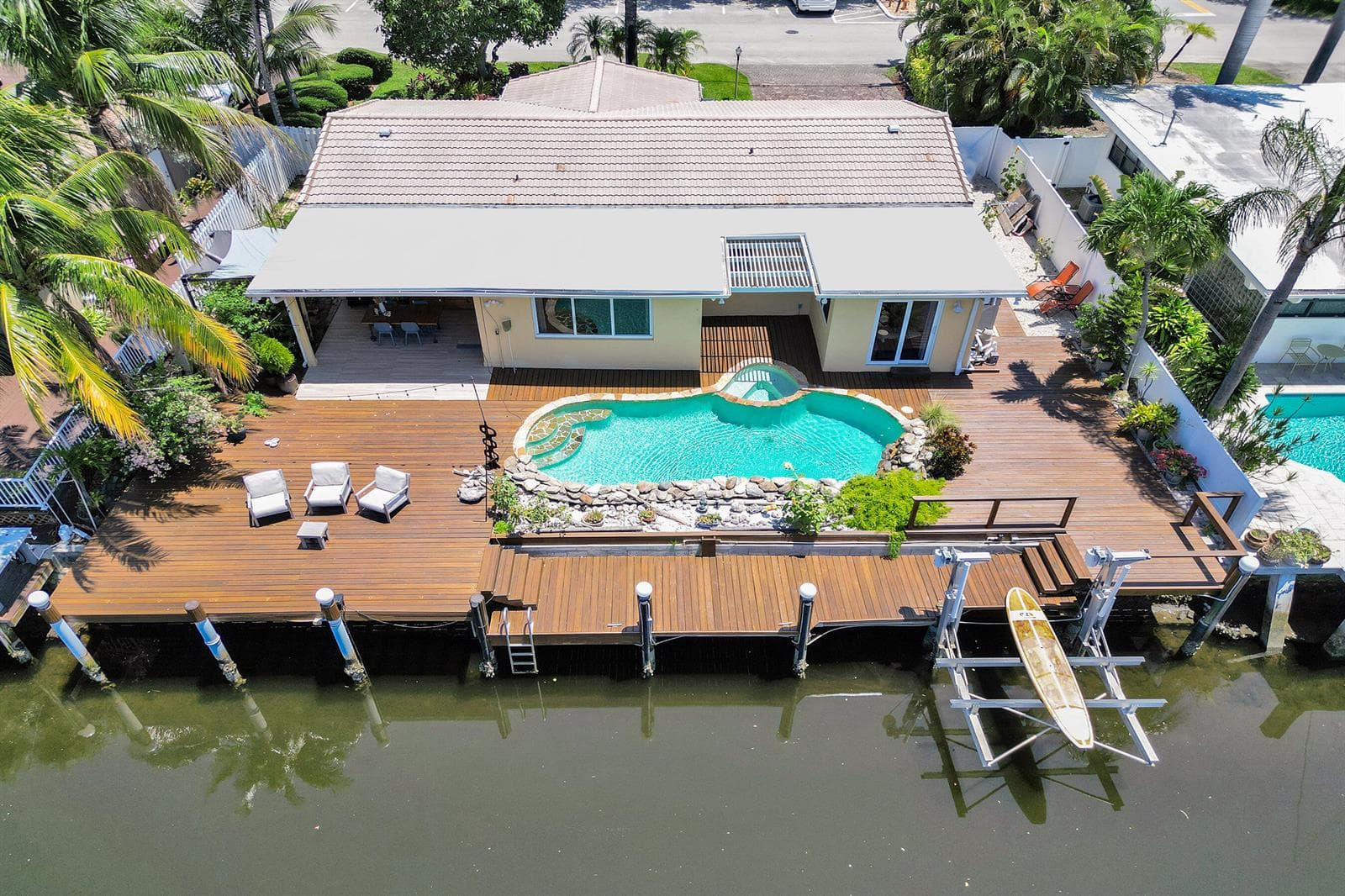 2265 SE 12th 5