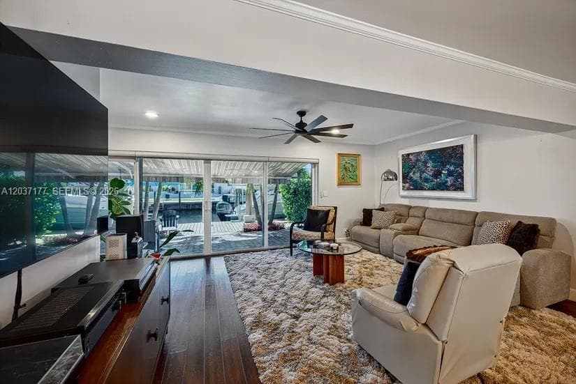 2125 NE 17th Ter 5