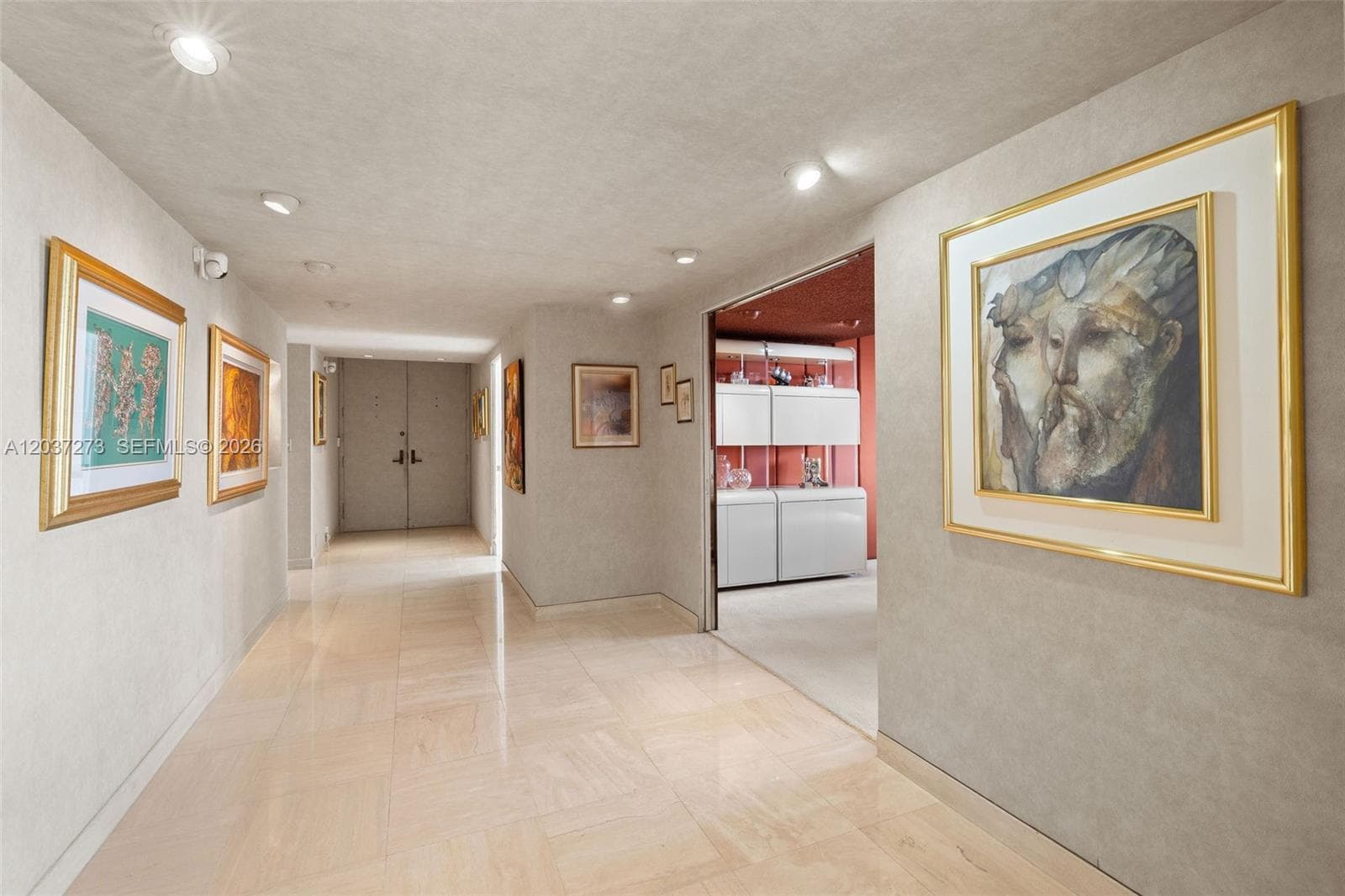 5500 Collins Ave #1401 4