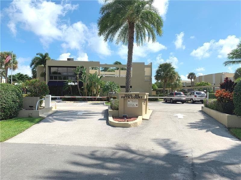 1100 SE 5th Court #55 1