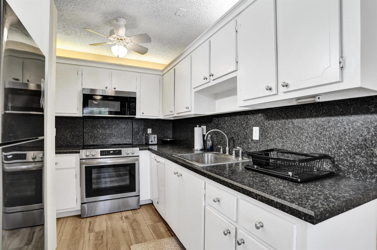 1050 Citrus Way #203 3
