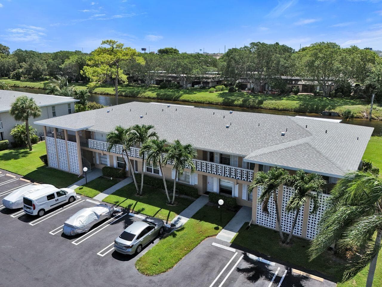 1050 Citrus Way #203 4