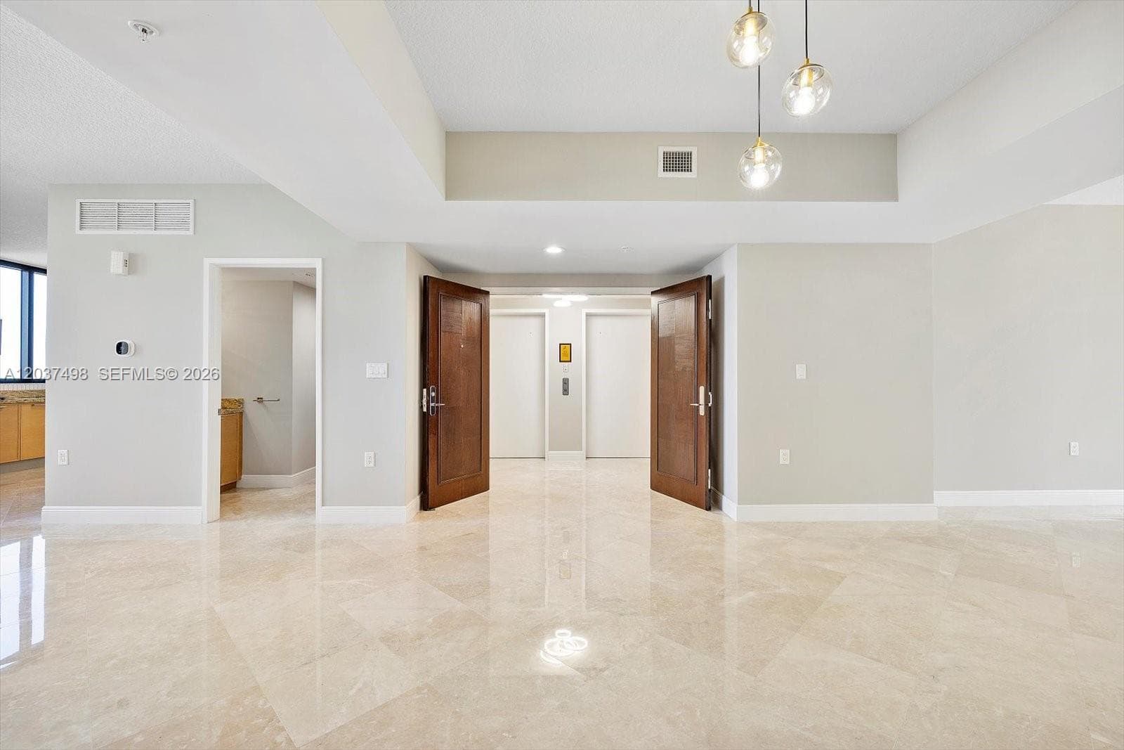 16275 Collins Ave #502 4