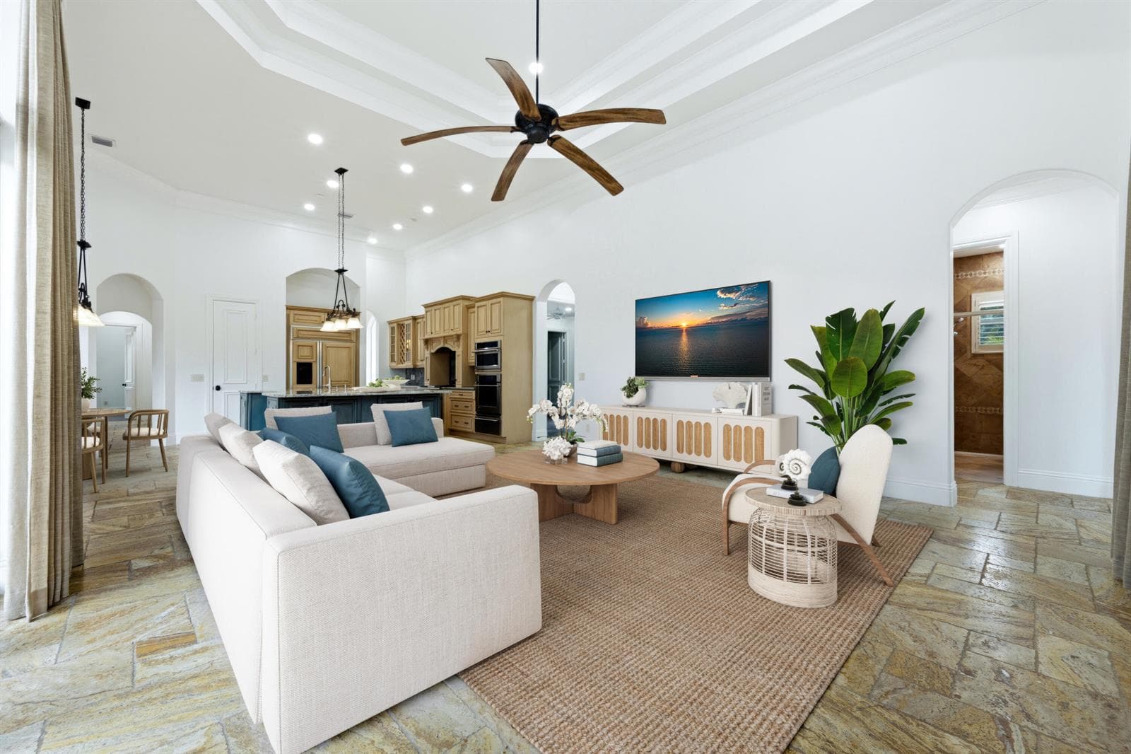 608 Inlet Road 5