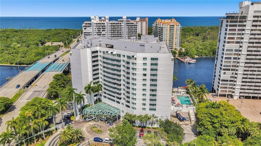 2670 E Sunrise Boulevard #323 2