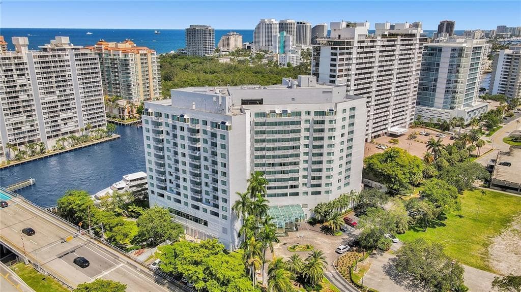2670 E Sunrise Boulevard #323 3