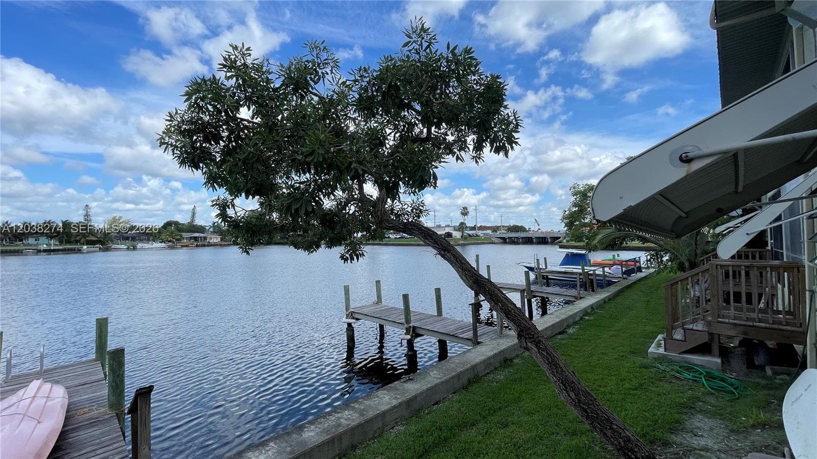 531 W Kalmia Dr #5 2