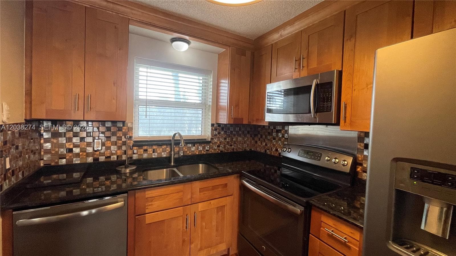 531 W Kalmia Dr #5 3