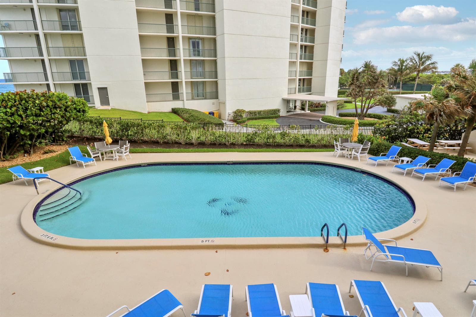 5420 N Ocean Drive 204 photo 12