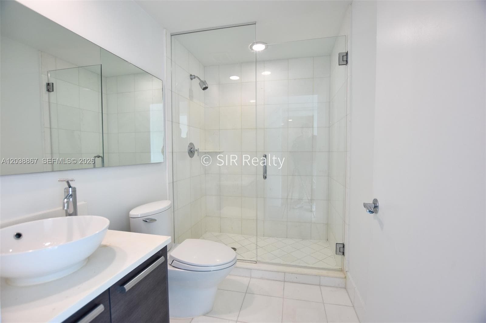 2950 NE 188th St 336 photo 9