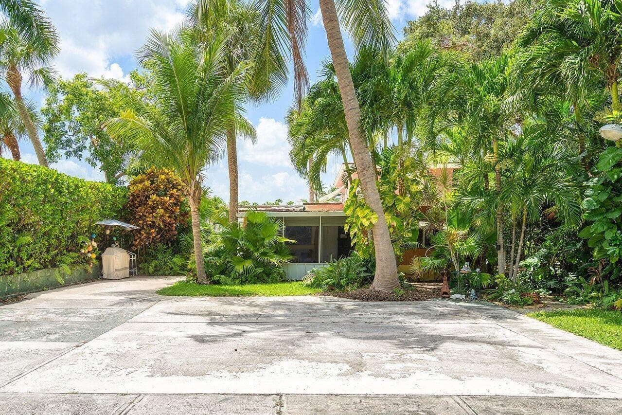 11091 Ellison Wilson Road photo 16