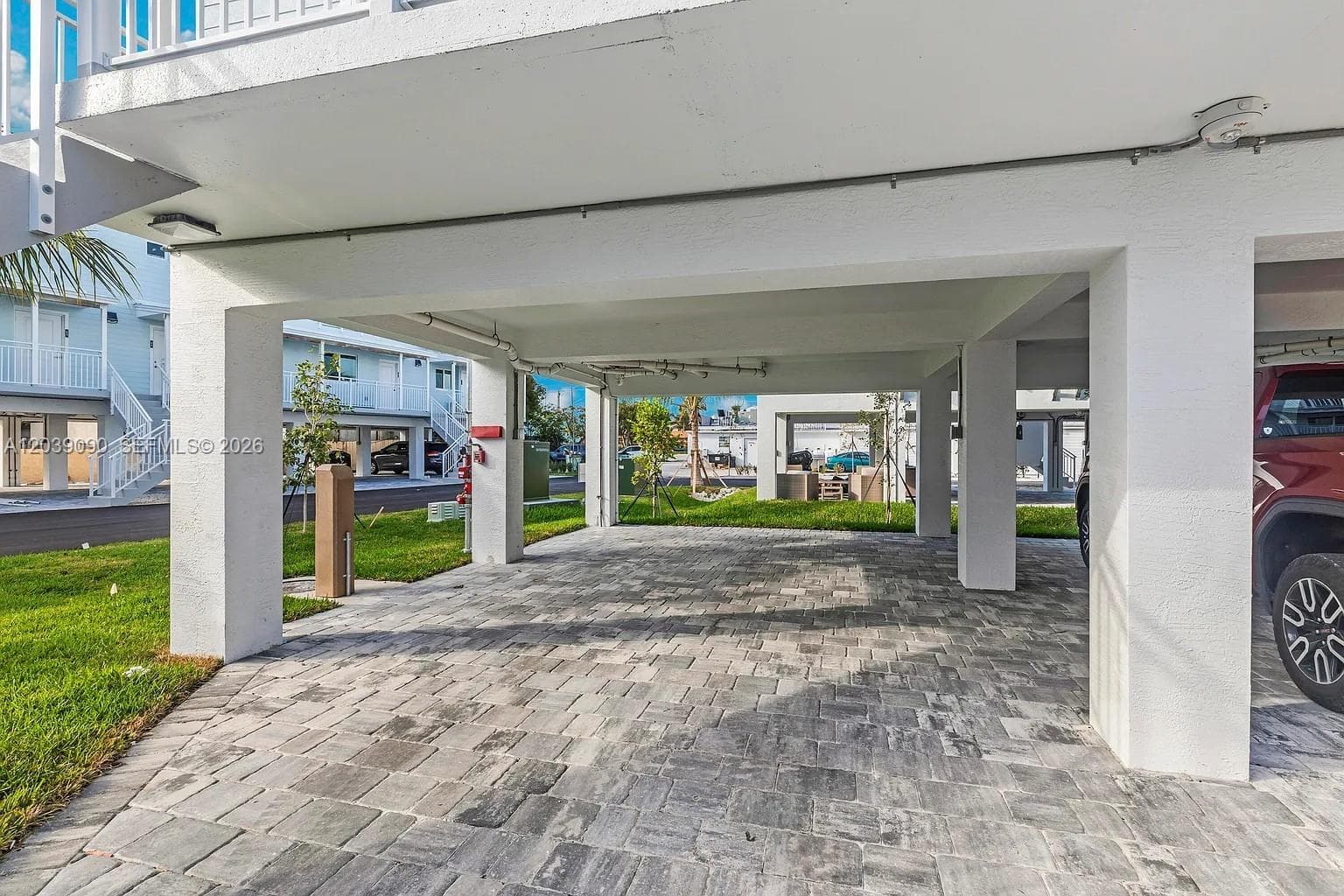 10877 Overseas Hwy #37 2