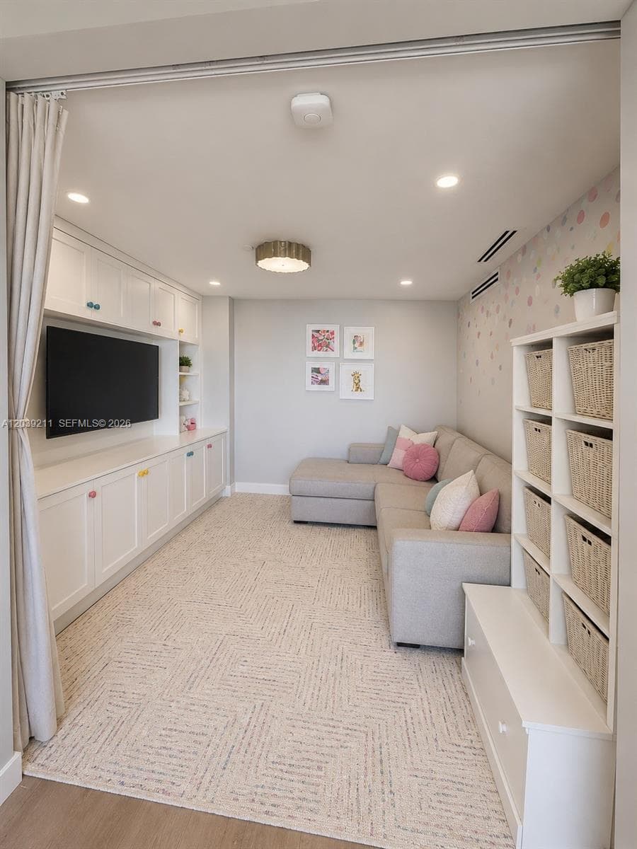 9 Island Ave #1114 4