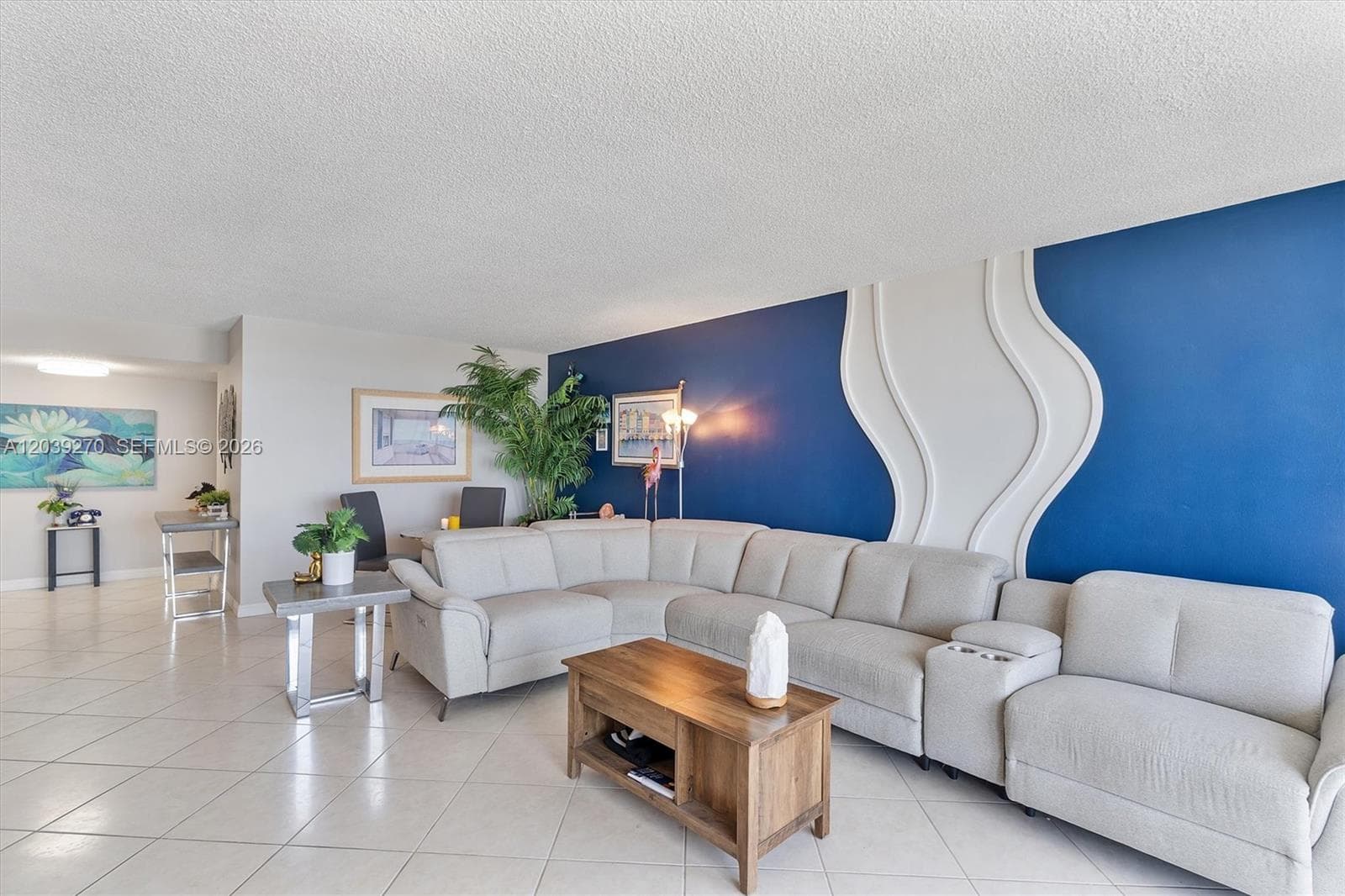18031 Biscayne Blvd #1401 5
