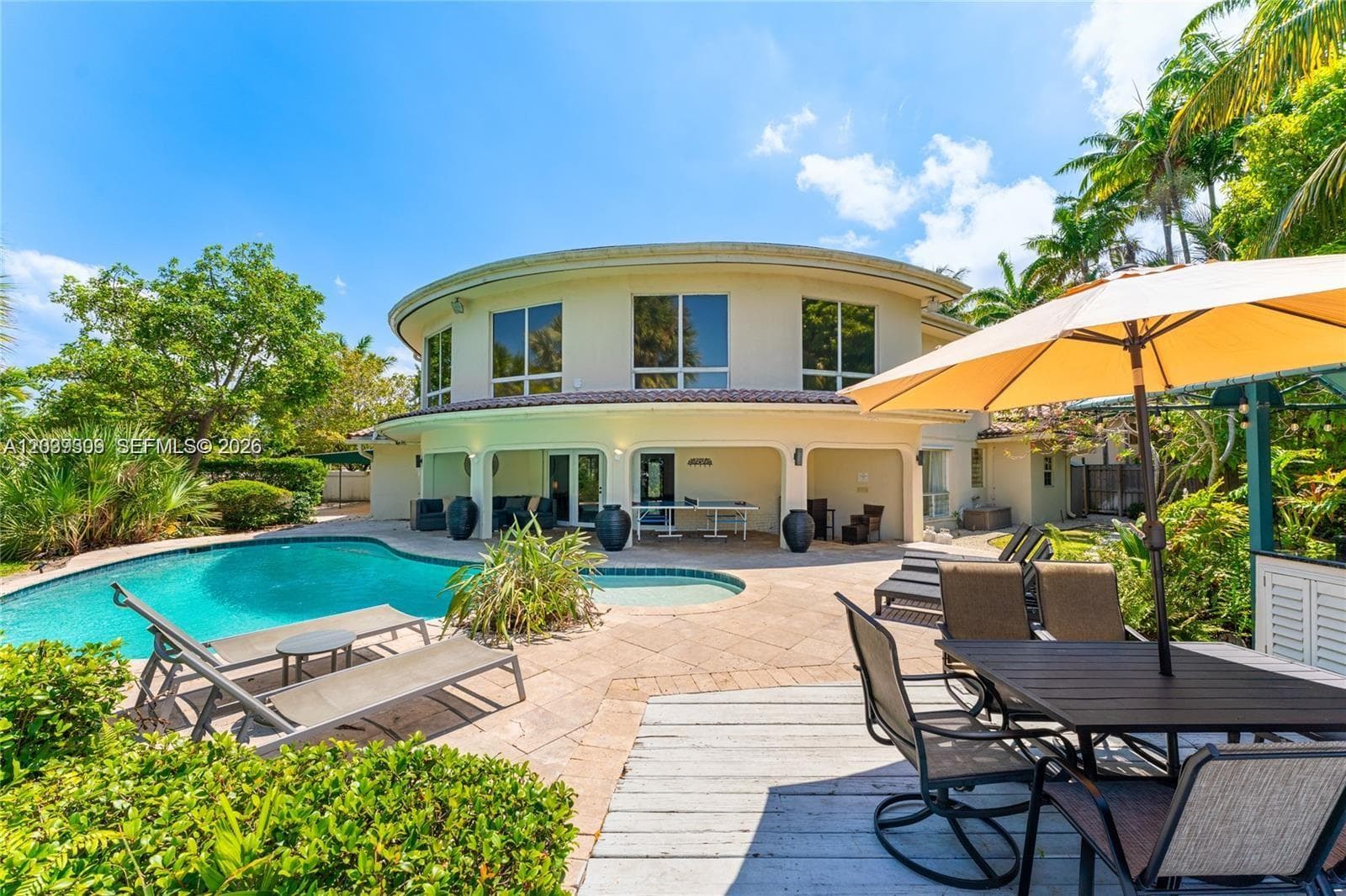 1809 Coral Gardens Dr 1
