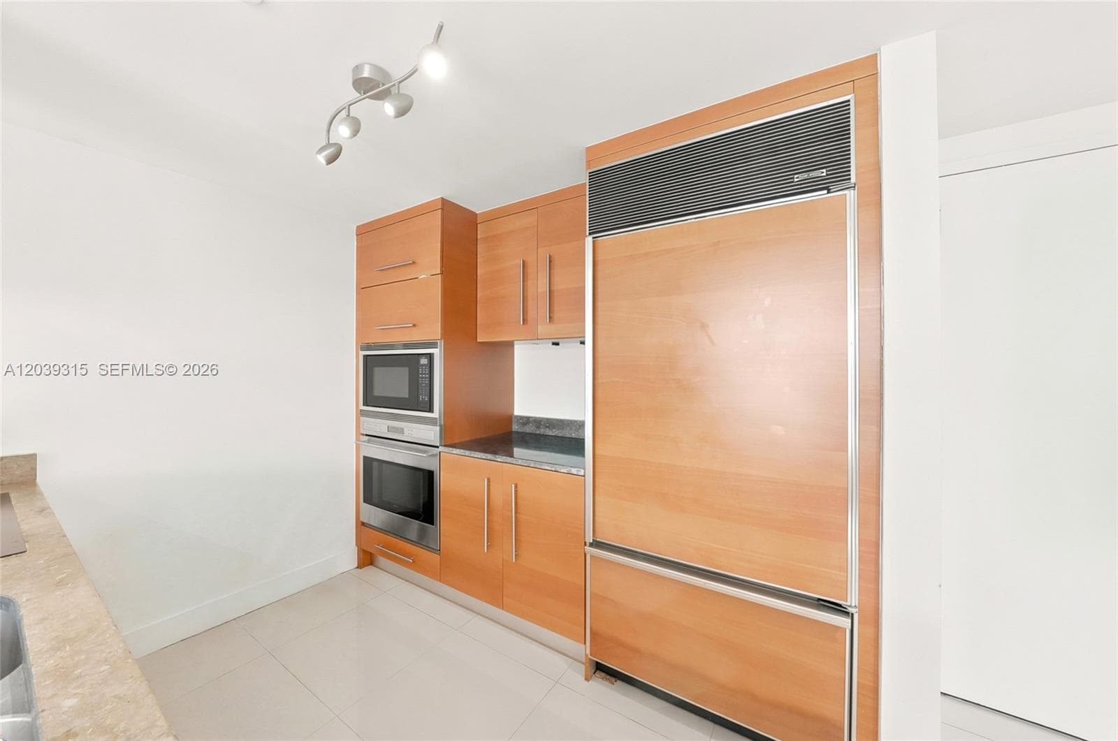485 Brickell Ave #3707 5