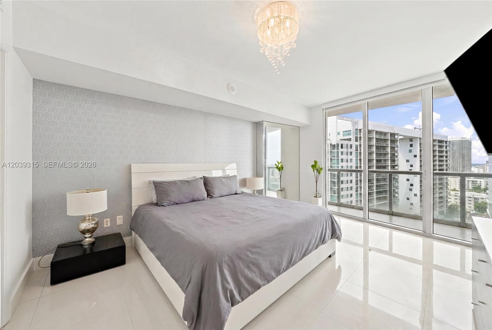 485 Brickell Ave 3707 photo 20