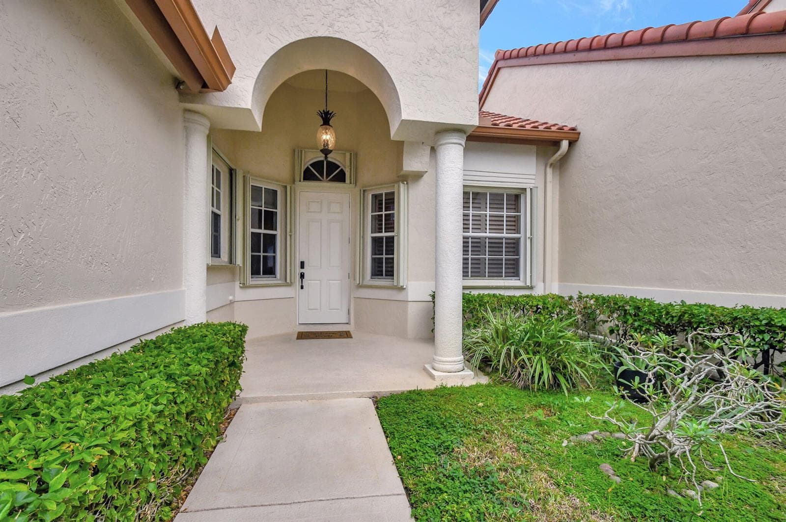 23437 Water Circle 2