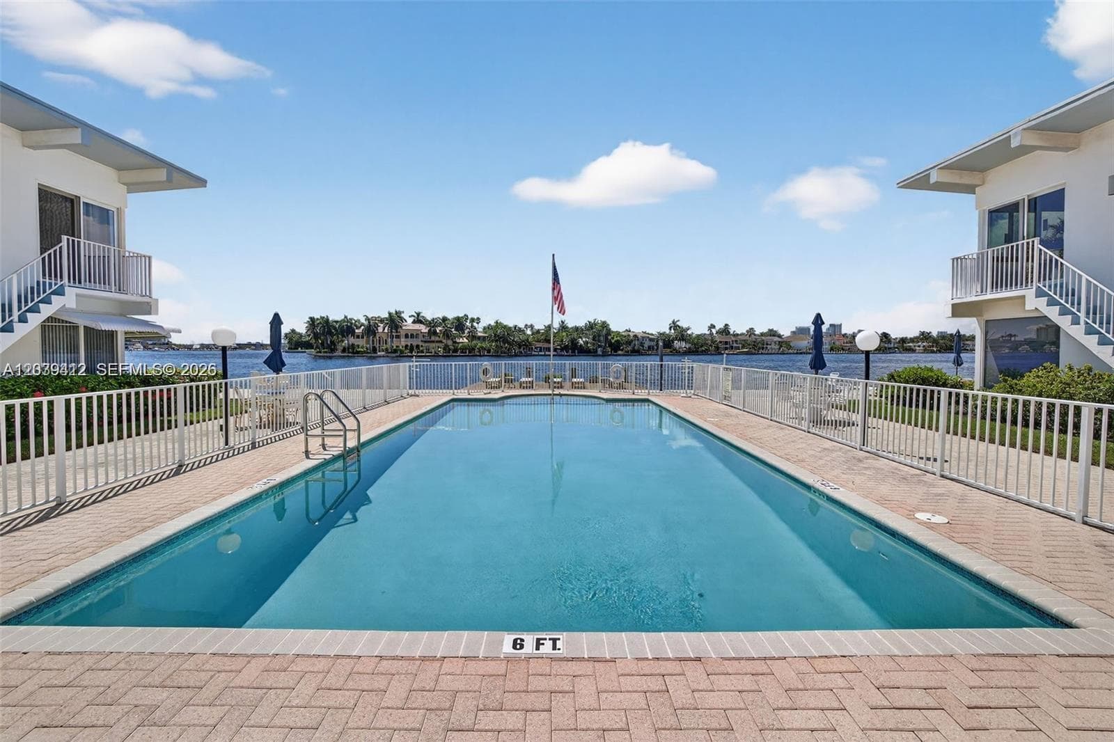 425 Bayshore Dr #d-3 3