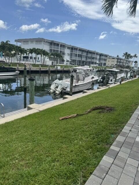 121 Wettaw Lane #115 5